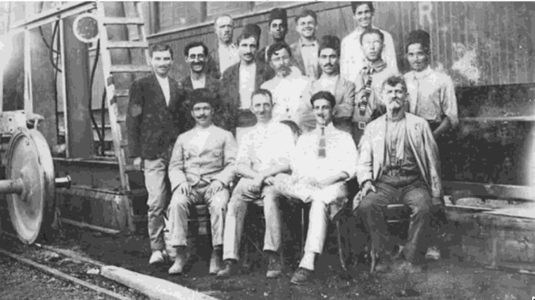 Palestinian railway workers connecting Palestine to the region